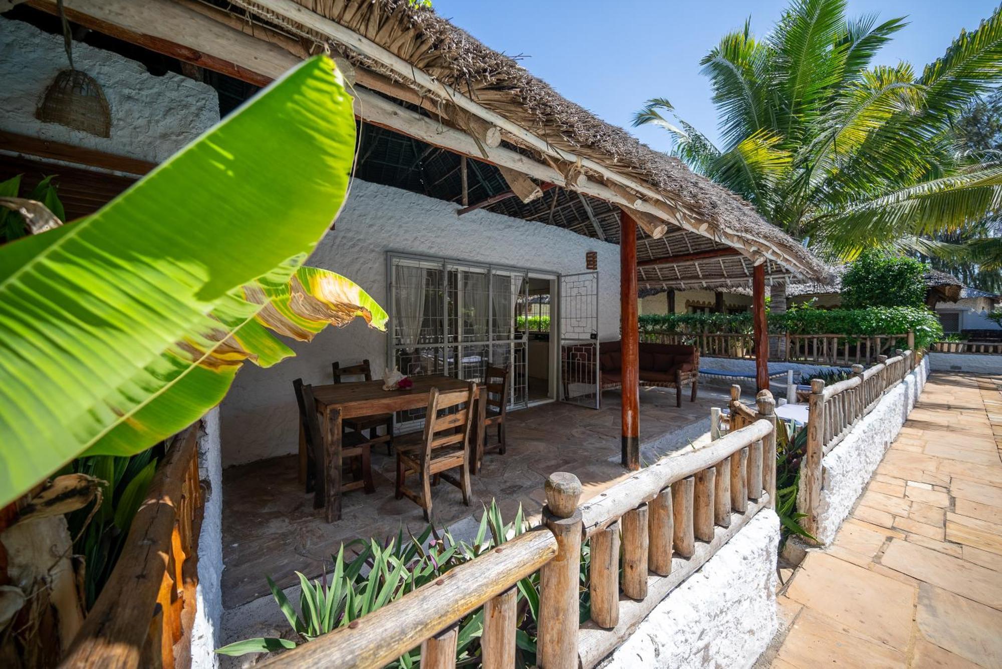 Villa Jiwe With Pool Zanzibarhouses Kiwengwa  Exterior foto